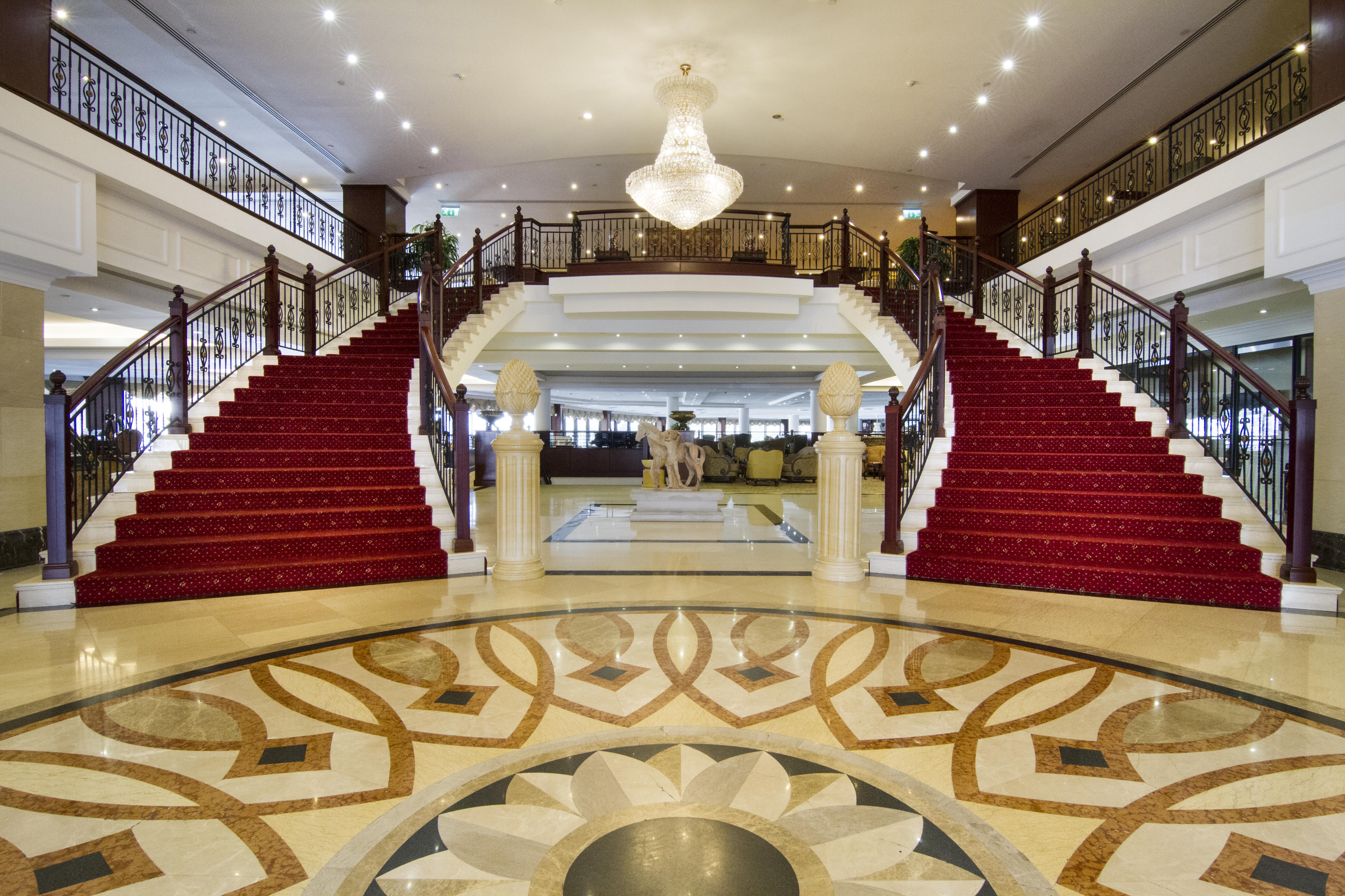 Grand Hotel Excelsior Floriana Exterior foto The lobby of the hotel